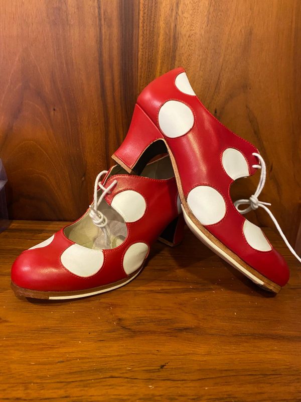 Zapato Begoña Cervera - Lunares Cordones - Begoña Cervera - Imagen 2